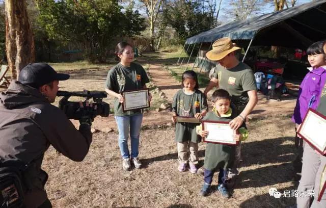 7岁小小志愿者踏上非洲野保之旅
